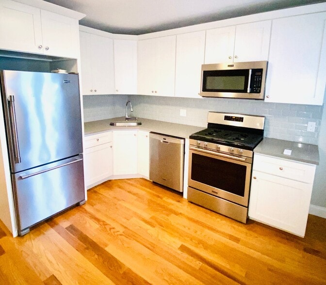 26 Chelsea St, Boston, MA à louer - Photo principale – Image 2 sur 2