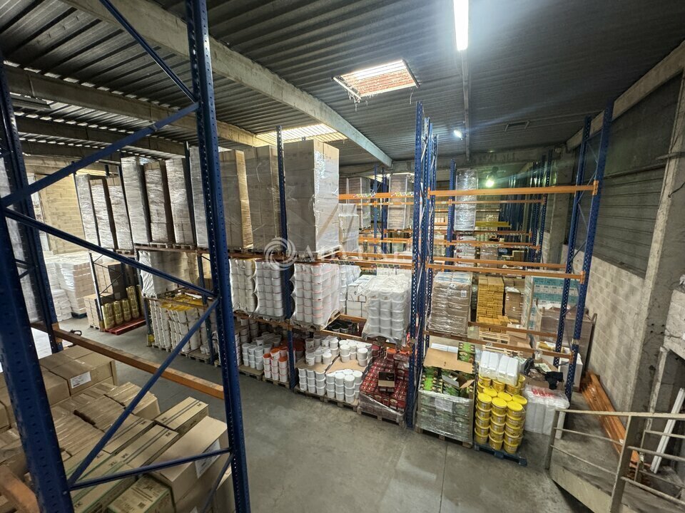 Industriel/Logistique dans Sarcelles à vendre Photo intérieure– Image 1 sur 5