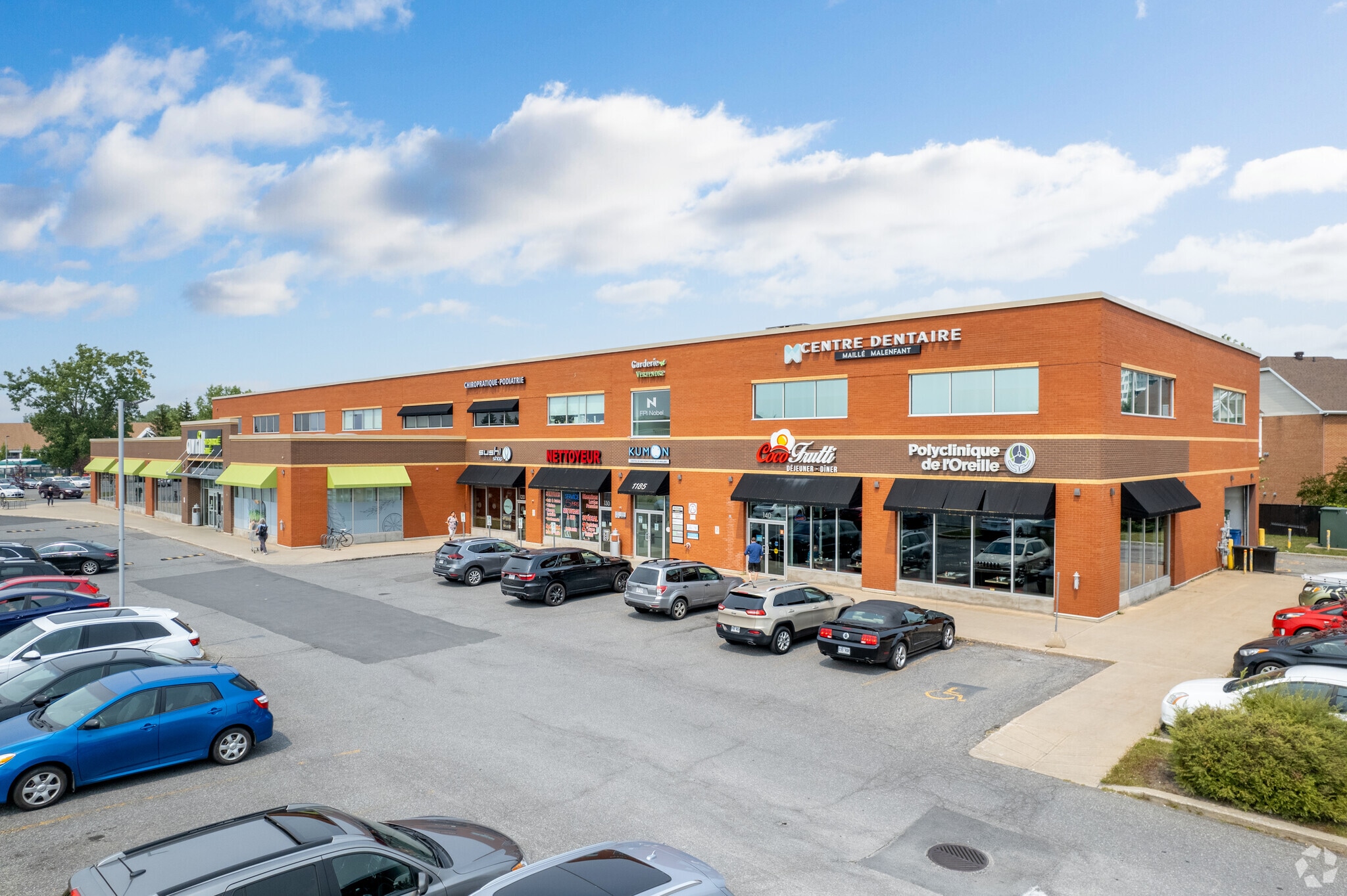 1185 Ch du Tremblay, Longueuil, QC à louer Photo principale– Image 1 sur 5