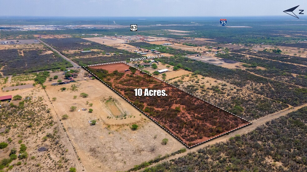 260 Pearson Moss Ln, Laredo, TX à vendre - Photo de l’immeuble – Image 3 sur 4