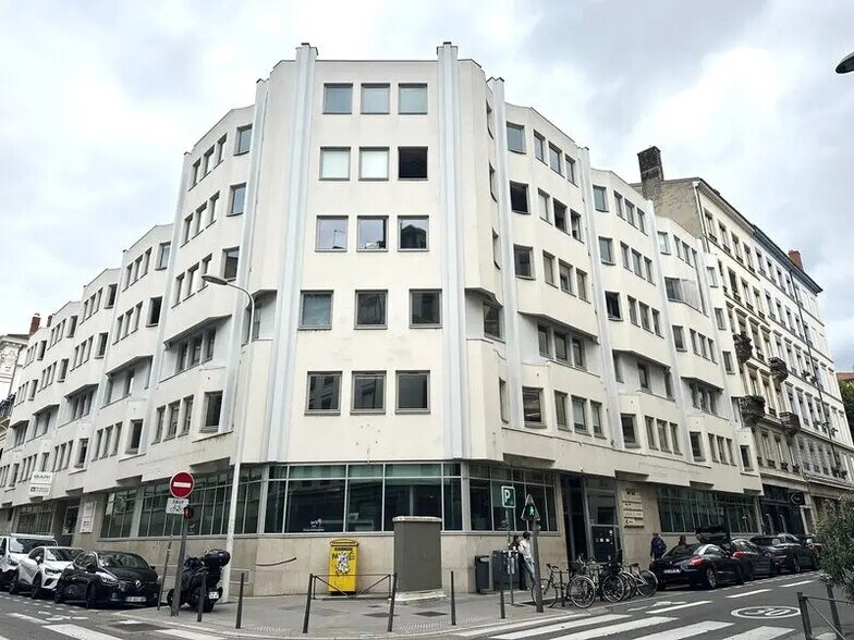 Bureau dans Lyon à louer - Photo de l’immeuble – Image 1 sur 7