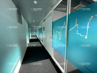 Plus de détails pour Bureau à louer