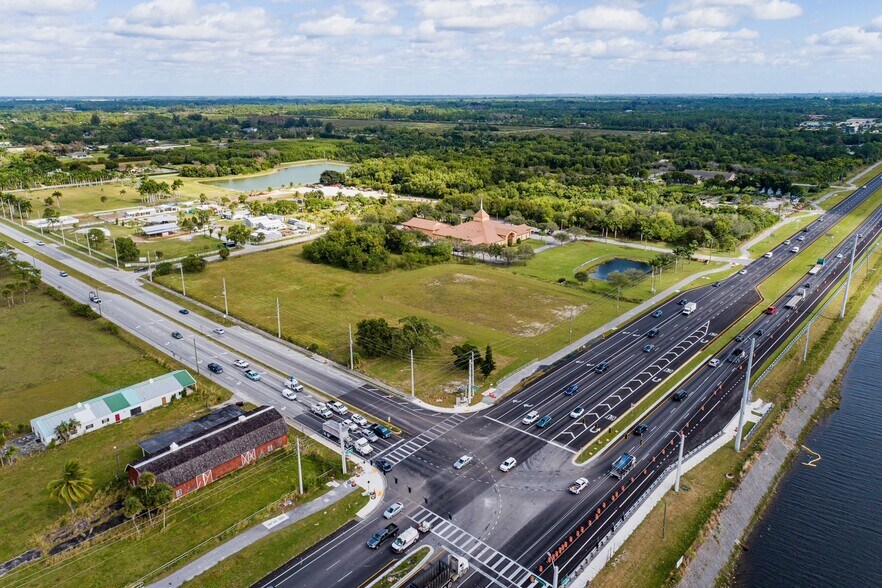16670 Rembrandt Rd, Wellington, FL à vendre - Photo de l’immeuble – Image 1 sur 3