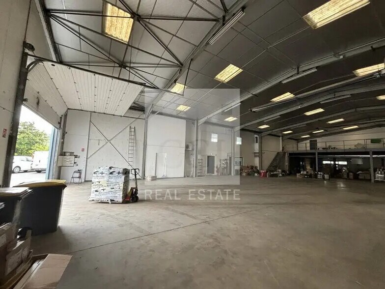 9 Chemin Du Pontet, Civrieux-d'Azergues à louer - Photo de l’immeuble – Image 3 sur 12