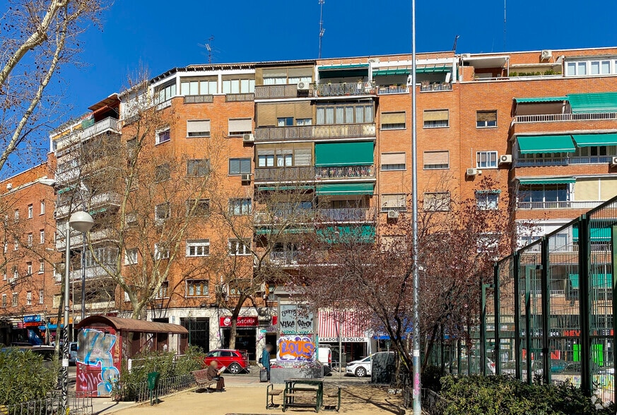 Calle De Ramos Carrión, 9, Madrid, Madrid à vendre - Photo de l’immeuble – Image 2 sur 2
