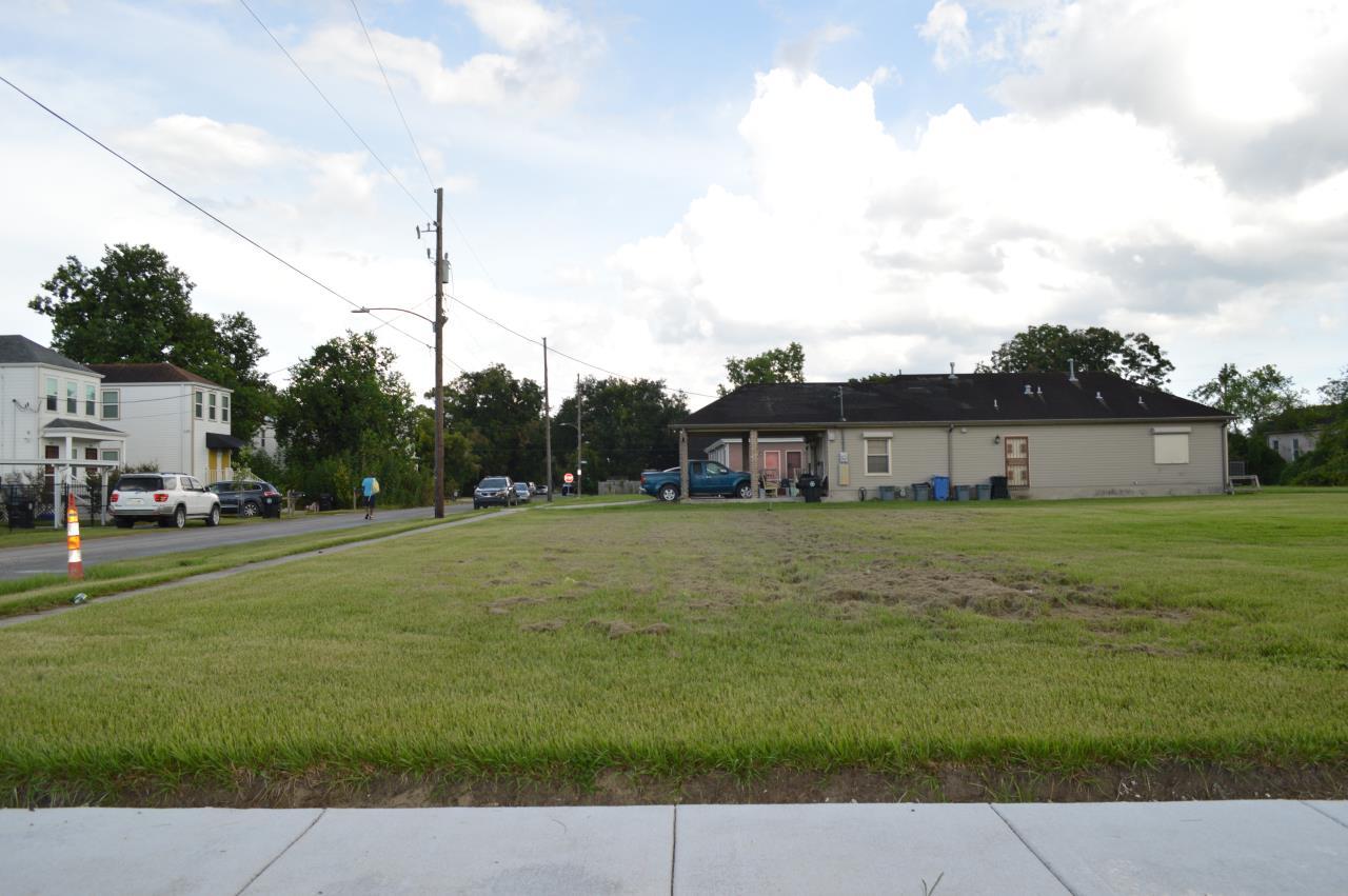 1745 Egania st, New Orleans, LA à vendre Photo principale– Image 1 sur 2