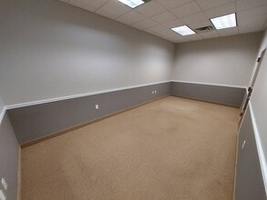 4210 N Roxboro Rd, Durham, NC à louer Photo intérieure– Image 1 sur 1