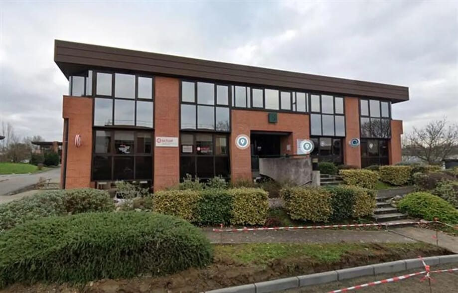 55 Rue Jean Bart, Labège à louer - Photo de l’immeuble – Image 3 sur 12