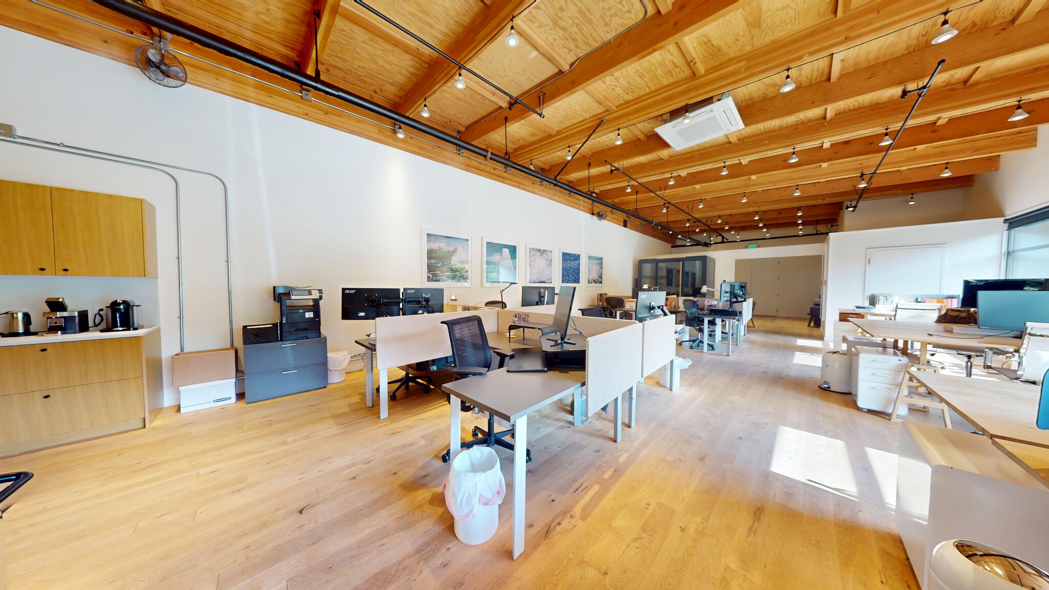 1060 Redwood Hwy, Mill Valley, CA à louer Photo intérieure– Image 1 sur 14