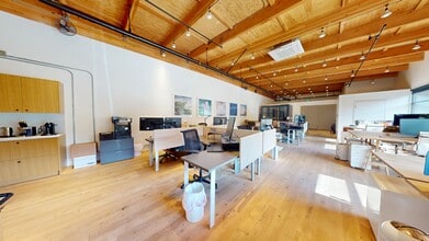 1060 Redwood Hwy, Mill Valley, CA à louer Photo intérieure– Image 1 sur 14