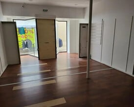 Local d'activités dans Sablé-sur-Sarthe à vendre Photo intérieure– Image 1 sur 4