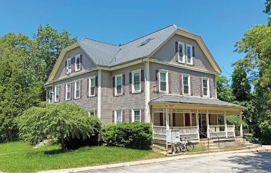 338 Summer St, Franklin, MA à vendre - Photo de l’immeuble – Image 1 sur 17