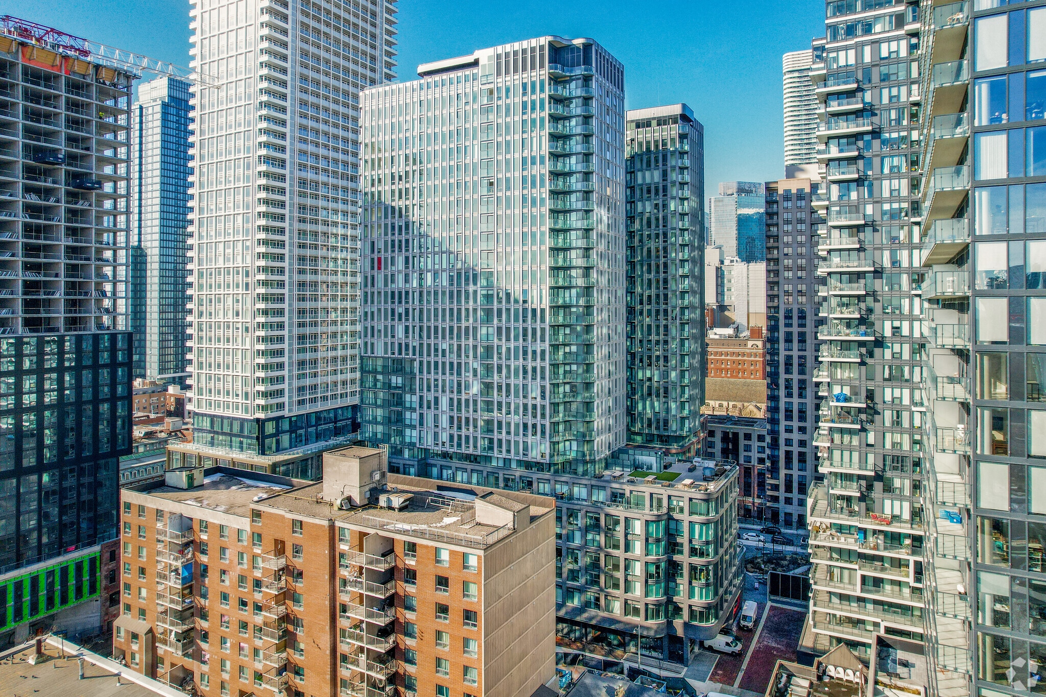 30 Mutual St, Toronto, ON à louer Photo principale– Image 1 sur 12