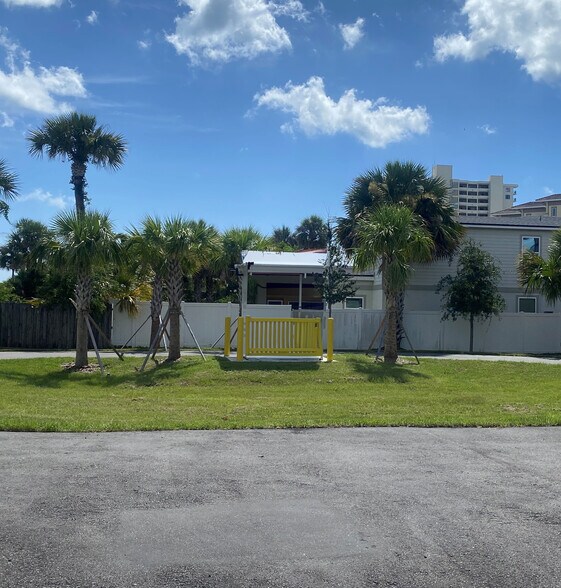 2017 3rd St N, Jacksonville Beach, FL à vendre - Photo de l’immeuble – Image 1 sur 2