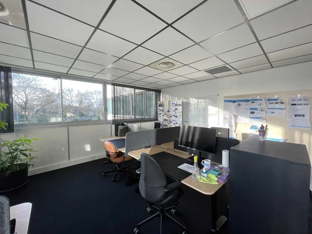 Bureau dans Bordeaux à louer Photo intérieure– Image 1 sur 7