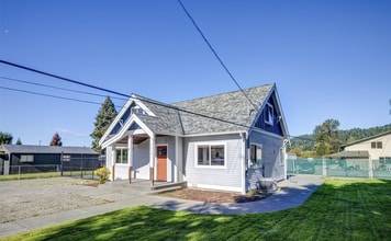 16303 64th St E, Sumner, WA à louer Photo de l’immeuble– Image 2 sur 8