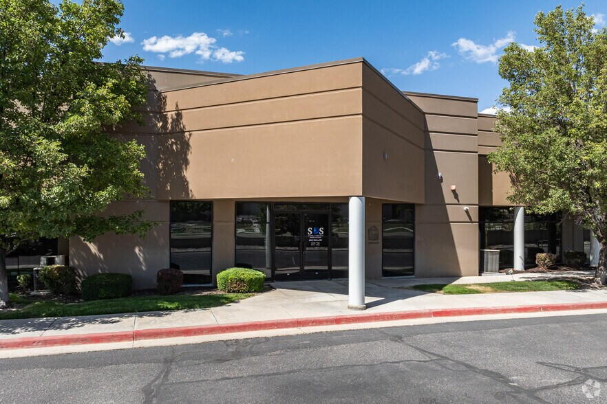 12894 S Pony Express Rd, Draper, UT à louer - Photo de l’immeuble – Image 2 sur 4