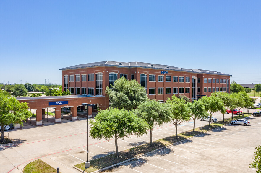 4500 Mercantile Plaza Dr, Fort Worth, TX à louer - Photo de l’immeuble – Image 1 sur 8