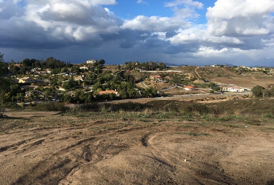 SWC Santiago & John Warner Rd, Temecula, CA à vendre - Autre – Image 2 sur 17