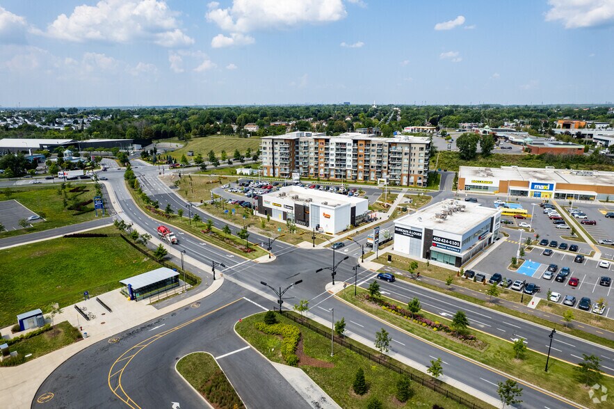 183 Boul Armand Frappier, Sainte-julie, QC à louer - Aérien – Image 3 sur 5