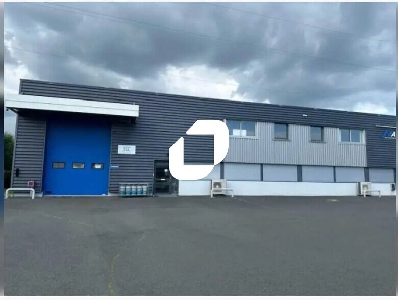 76 Rue Louis Arnal, Lozanne à louer - Photo de l’immeuble – Image 1 sur 8