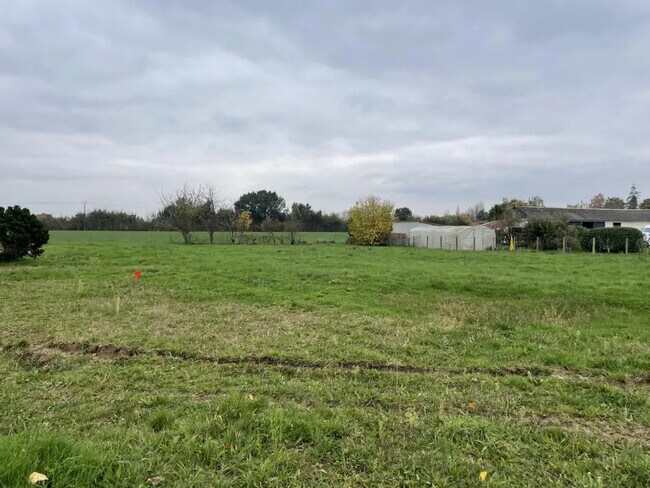 Plus de détails pour Terrain à vendre