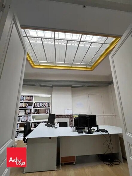 Bureau dans Chartres à vendre - Photo intérieure – Image 2 sur 7