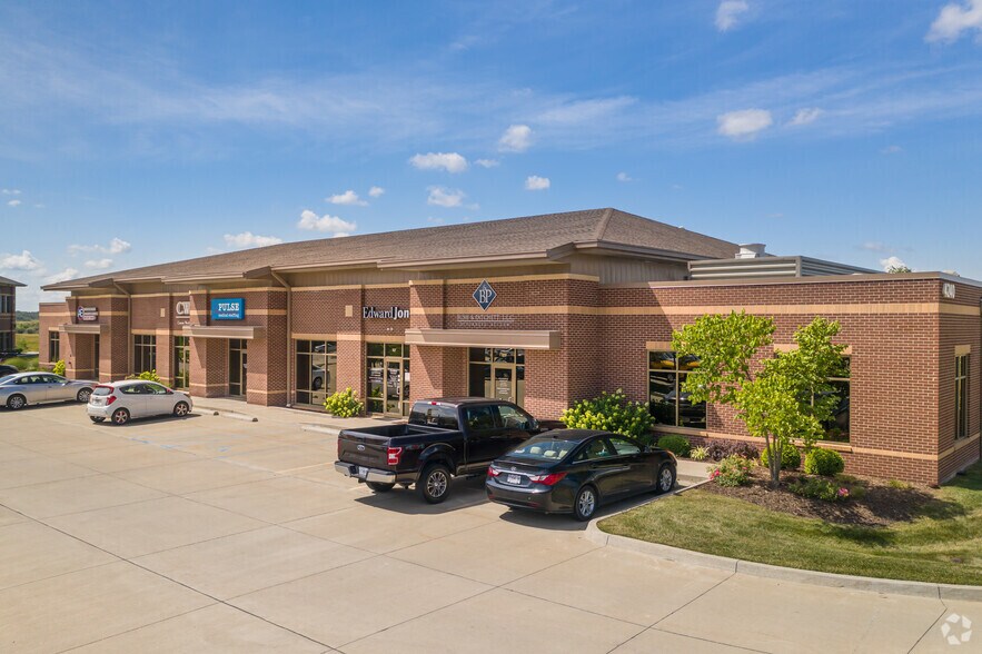 4210 Philips Farm Rd, Columbia, MO à louer - Photo principale – Image 1 sur 16