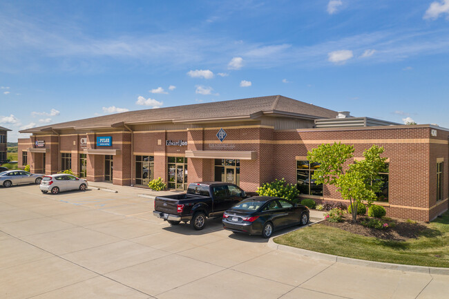 Plus de détails pour 4210 Philips Farm Rd, Columbia, MO - Différents types d’espaces à louer
