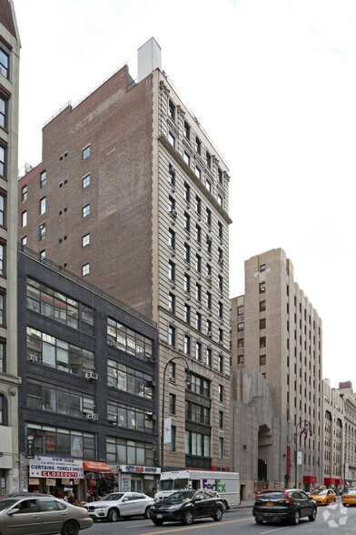 116 W 14th St, New York, NY à vendre - Photo de l’immeuble – Image 2 sur 4