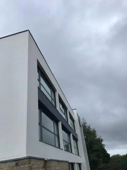 Bureau dans Vannes à louer - Photo de l’immeuble – Image 3 sur 3