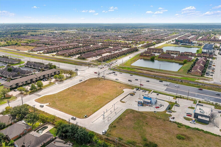 12069 Farm to Market 2154 Rd, College Station, TX à louer - Photo principale – Image 1 sur 8