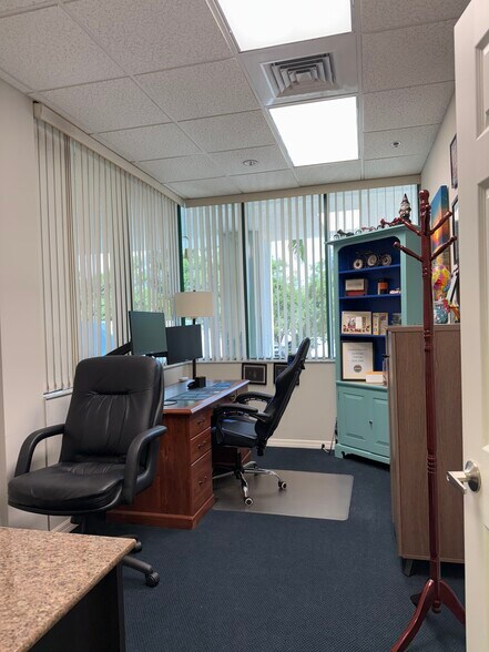 9240 Bonita Beach Rd, Bonita Springs, FL à louer - Photo de l’immeuble – Image 2 sur 32