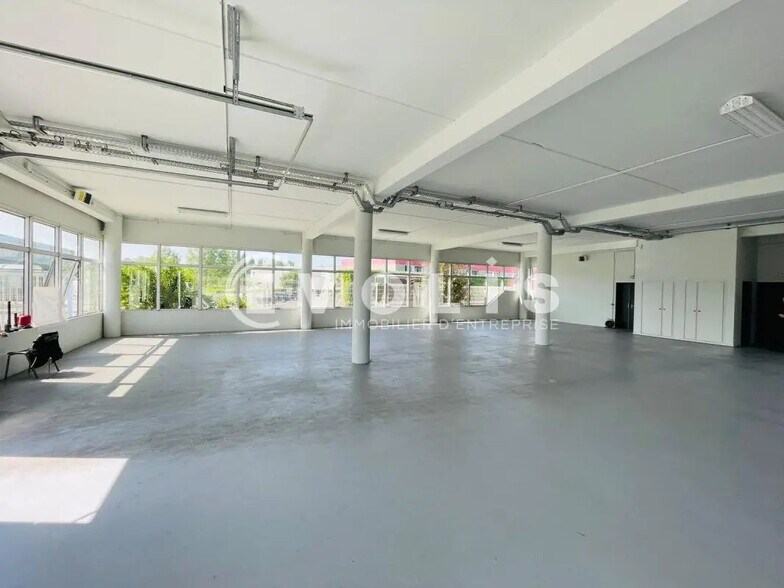 Bureau dans Tigery à louer - Photo intérieure – Image 3 sur 6