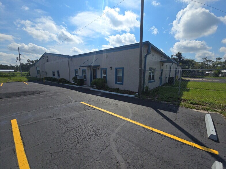 1251 US-98 W, Perry, FL à louer - Photo de l’immeuble – Image 1 sur 5