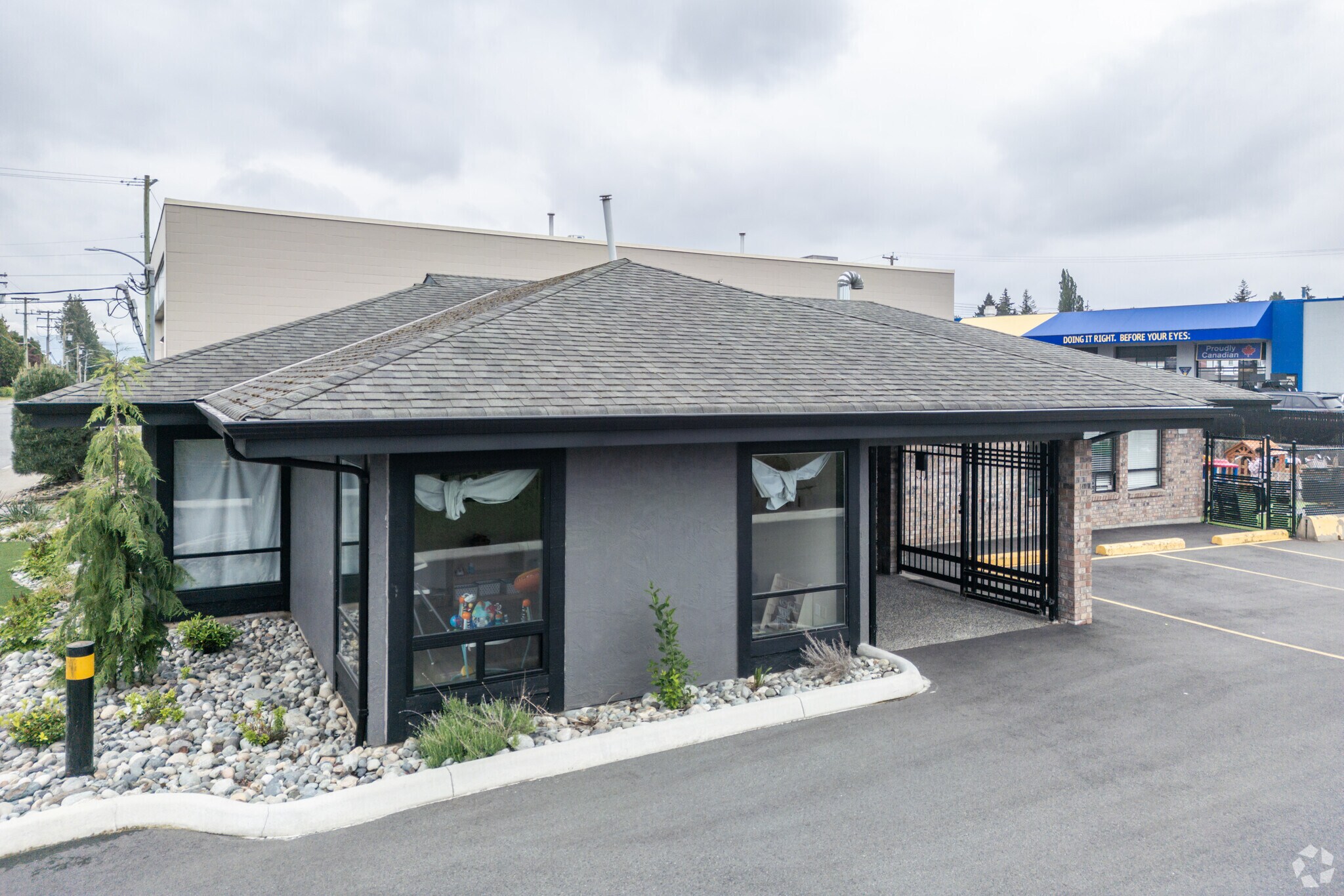 33264 Old Yale Rd, Abbotsford, BC à vendre Photo principale– Image 1 sur 4
