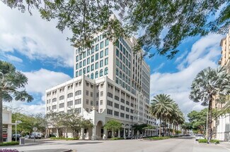 Plus de détails pour 1600 Ponce De Leon Blvd, Coral Gables, FL - Bureau à vendre