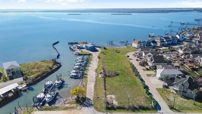 1204 Aqua Way, San Leon, TX à vendre Aérien– Image 1 sur 12