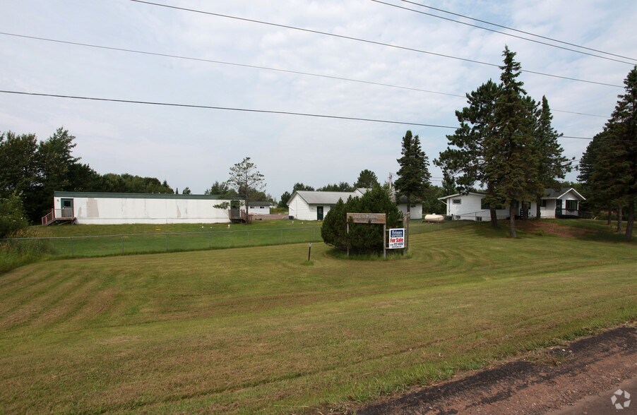 5215 Rice Lake Rd, Duluth, MN à louer - Photo principale – Image 1 sur 16