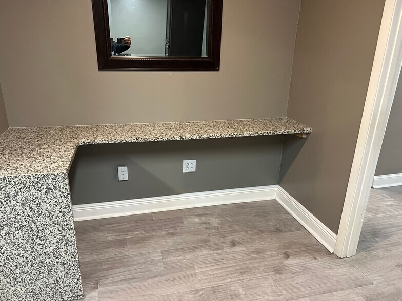 1025 Miller Dr, Altamonte Springs, FL à louer - Photo intérieure – Image 3 sur 5