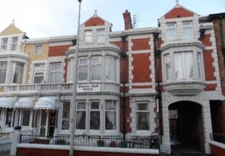Plus de détails pour 24 Alexandra Rd, Blackpool - Hôtellerie à vendre
