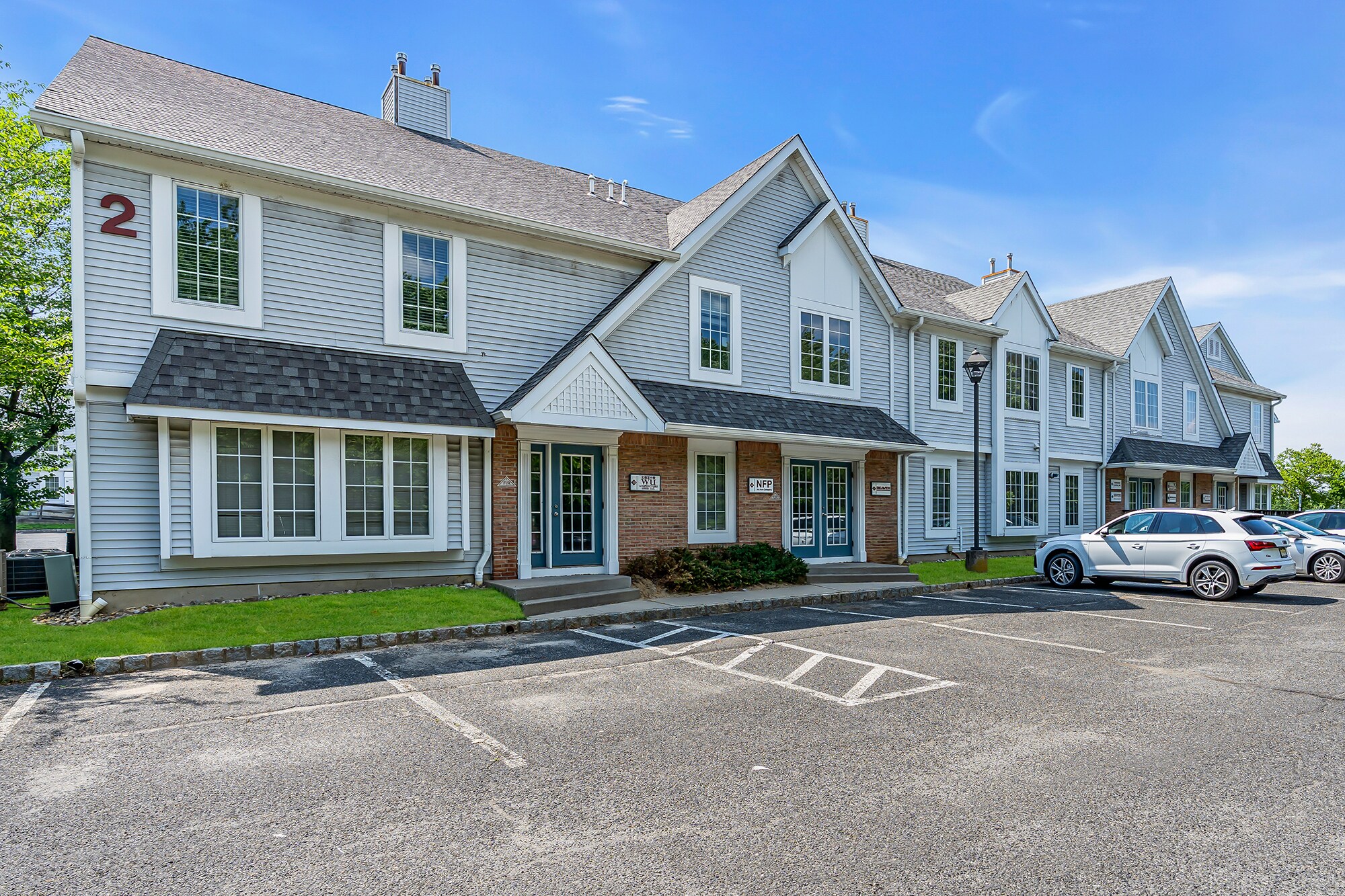 1 Bethany Rd, Hazlet, NJ à louer Photo de l’immeuble– Image 1 sur 10