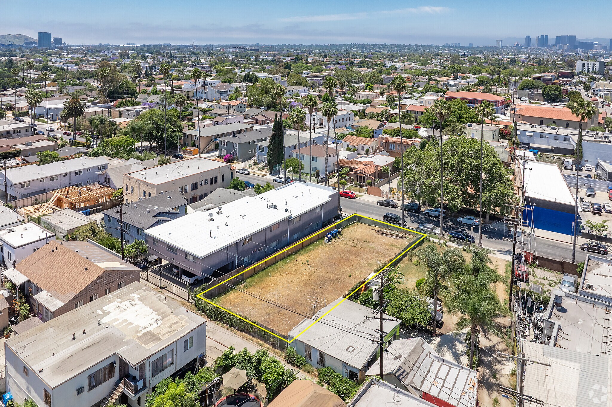 1420 S Cochran Ave, Los Angeles, CA à vendre Photo de l’immeuble– Image 1 sur 16