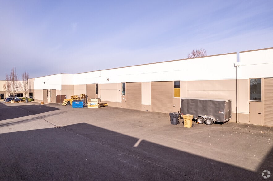 20160-20198 SW 112th Ave, Tualatin, OR à louer - Photo de l’immeuble – Image 3 sur 6