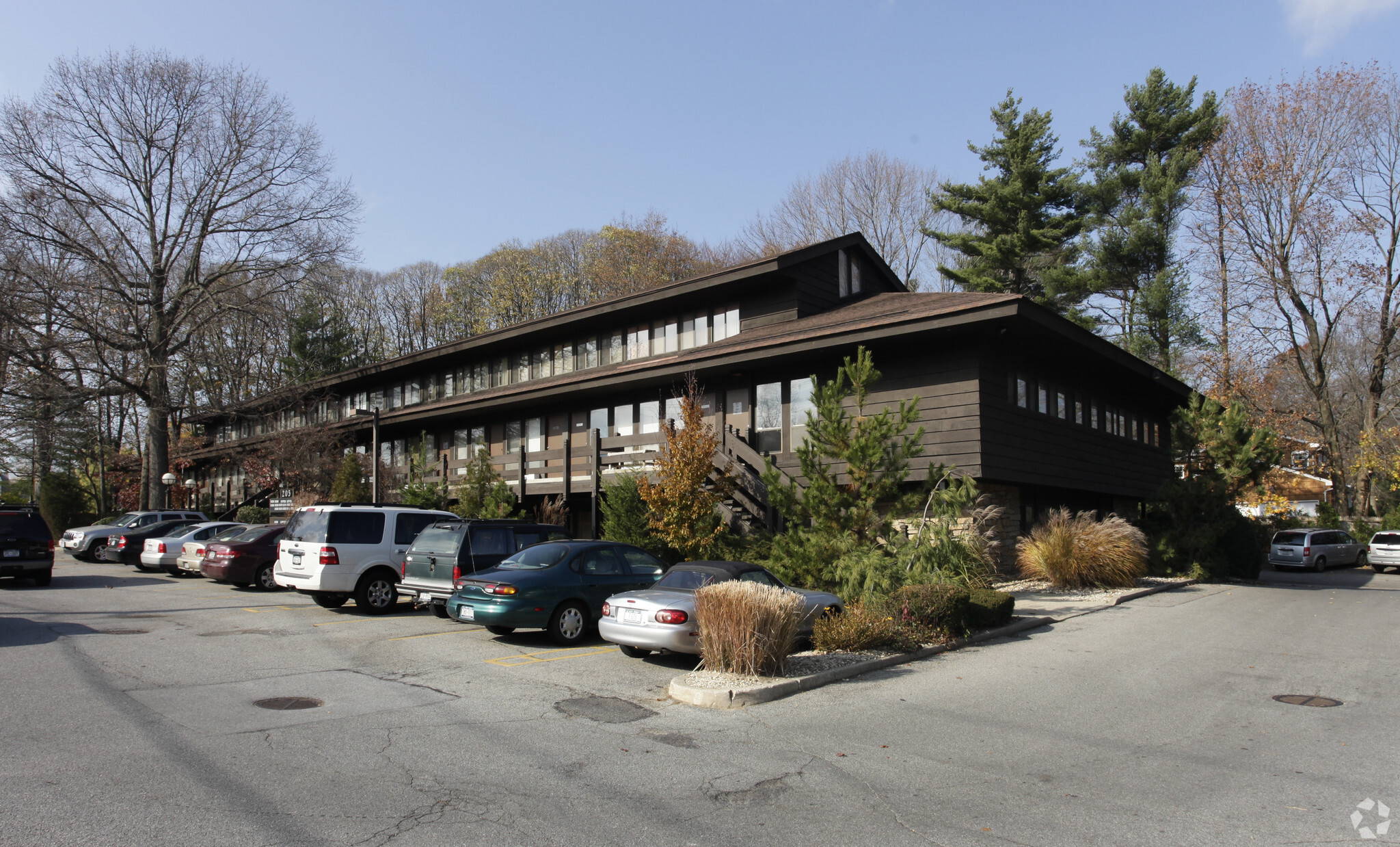 205 E Main St, Huntington, NY à louer Photo principale– Image 1 sur 6