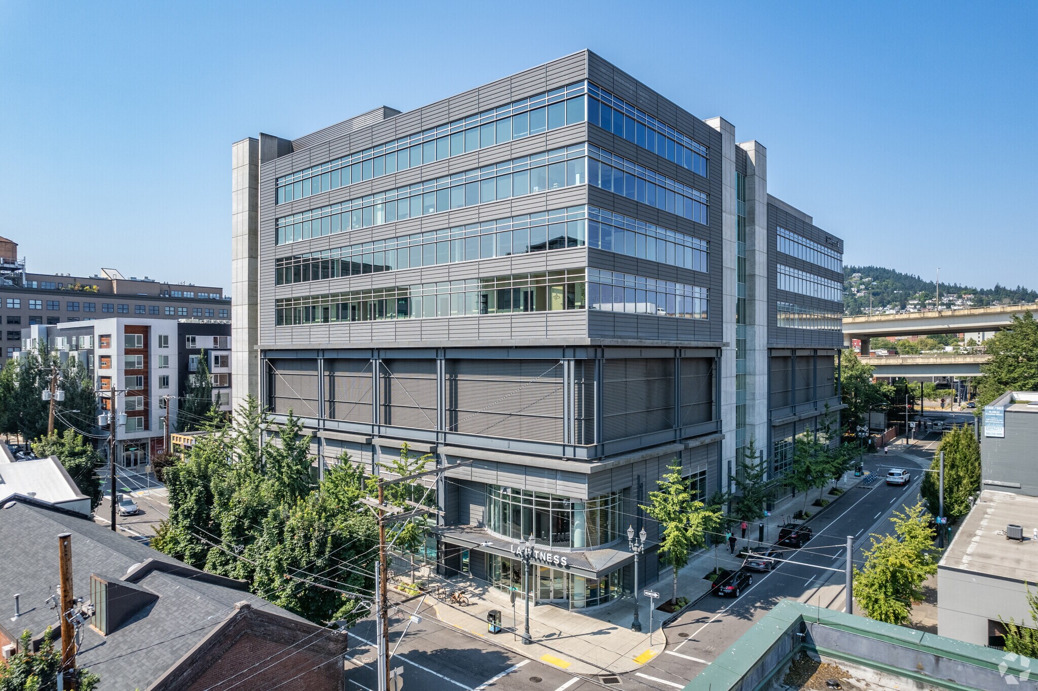 1400 NW Northrup St, Portland, OR à louer Photo principale– Image 1 sur 6
