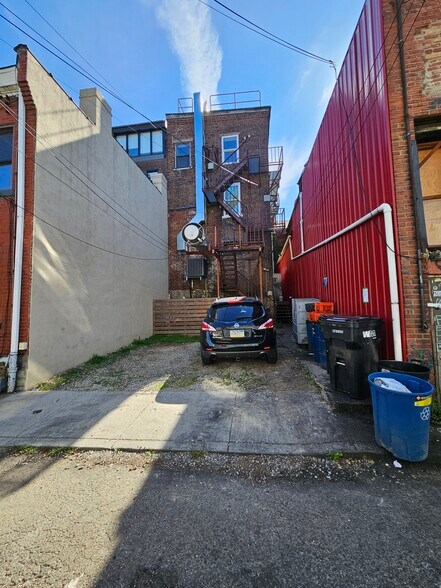 4407 Butler St, Pittsburgh, PA à vendre - Photo de l’immeuble – Image 2 sur 38