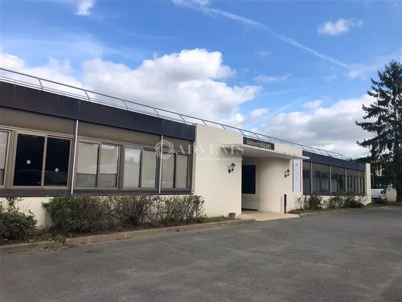 Bureau dans Gometz-la-Ville à louer Photo de l’immeuble– Image 1 sur 6