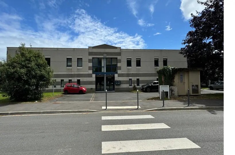 Local d’activités dans Villeneuve-d'Ascq à louer - Photo de l’immeuble – Image 3 sur 5