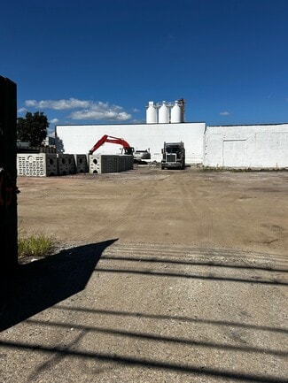 Plus de détails pour Ideal Parking Lot & Industrial Buildings – à vendre, Bronx, NY